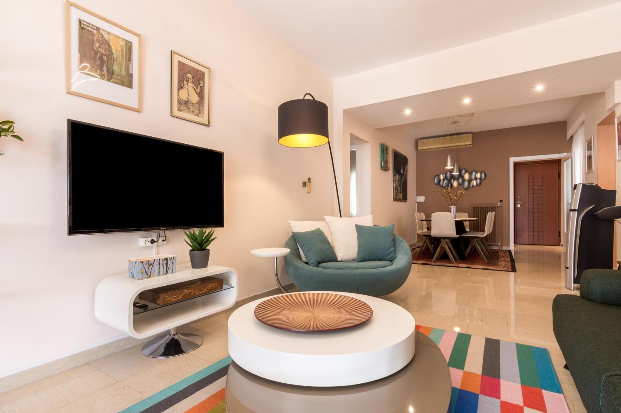 Three Bedrooms In Kallithea * Athens