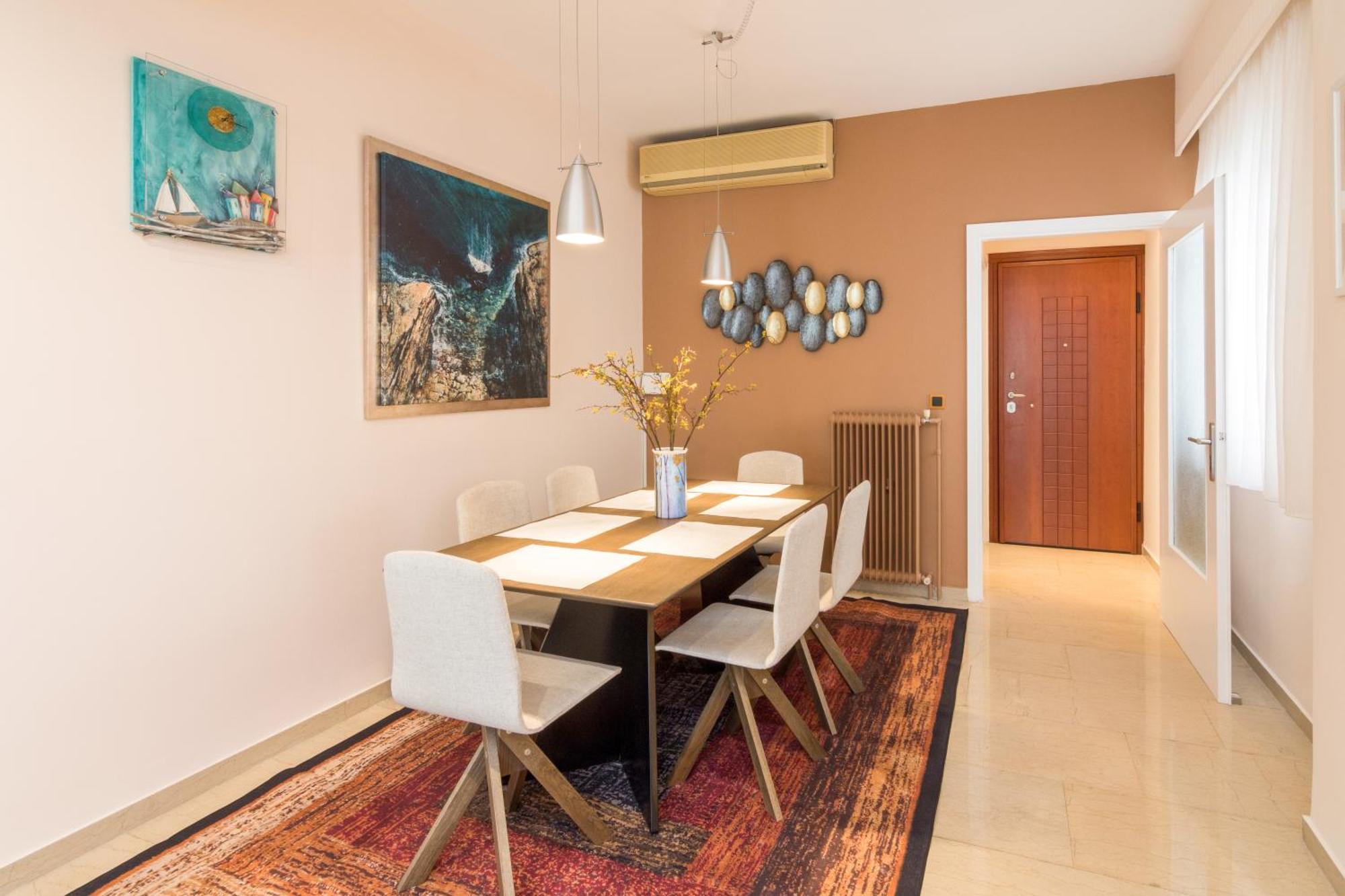 Three Bedrooms In Kallithea Athens