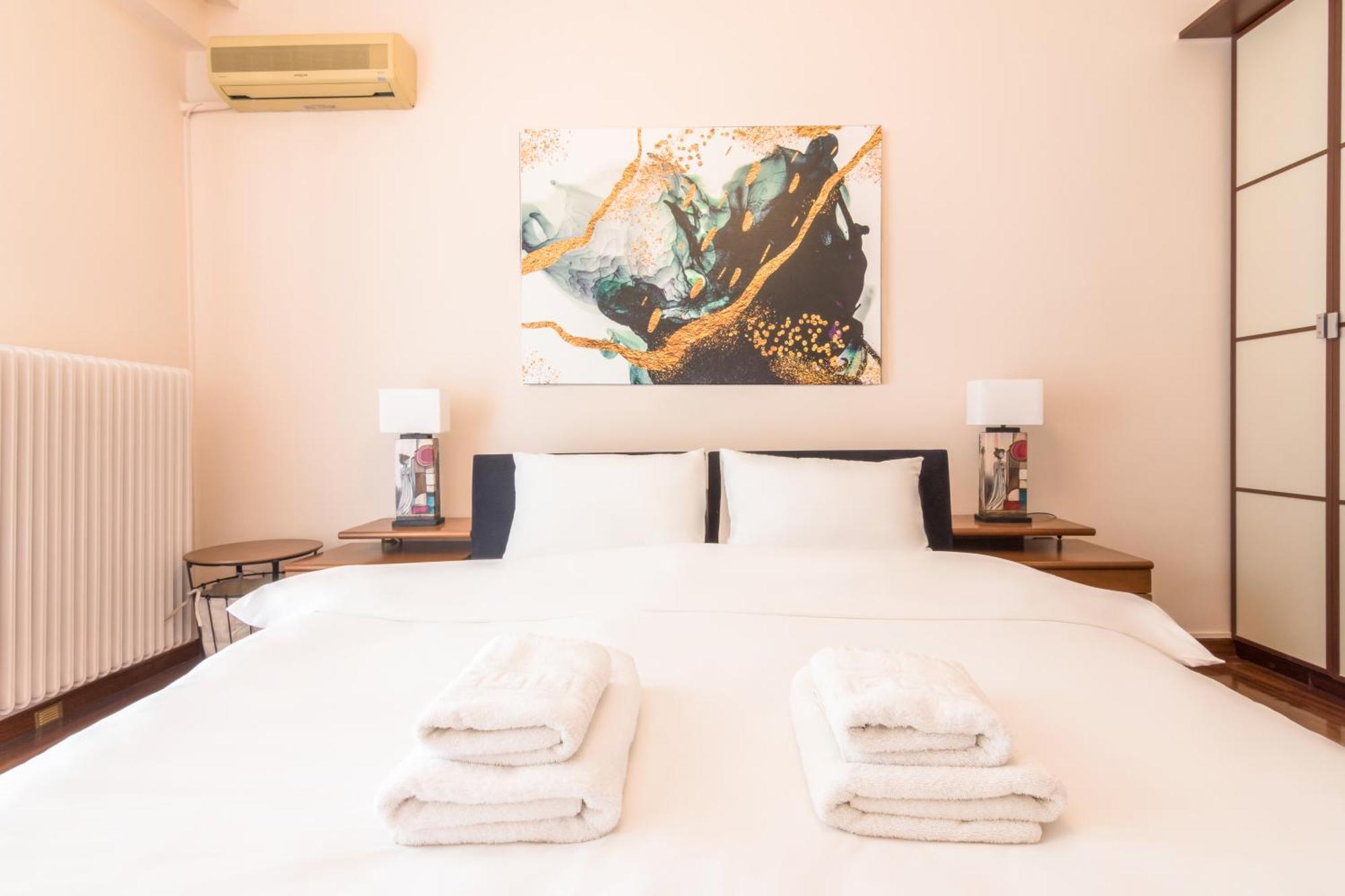 Apartment Three Bedrooms In Kallithea