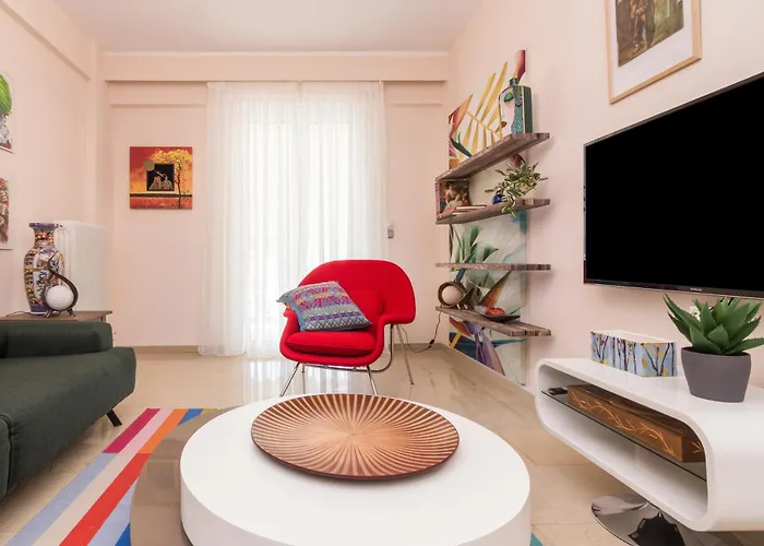 Three Bedrooms Apt In Kallithea